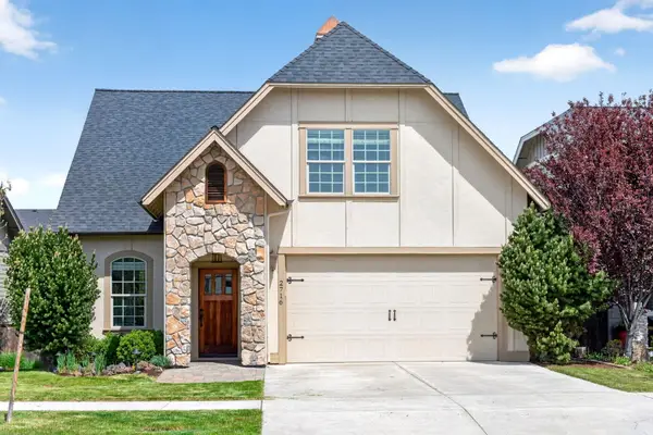 2716 NE Rosemary Drive, Bend, OR 97701