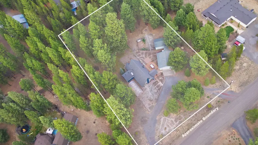 15884 Yellowood Court, La Pine, OR 97739 - #3