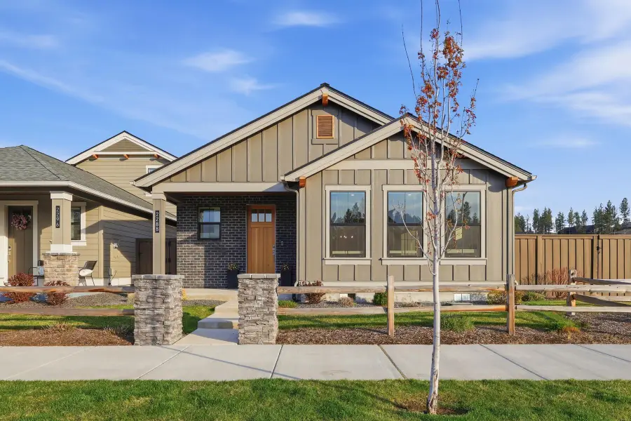 2288 NW Skyline Ranch Road, Bend, OR 97703 - #2