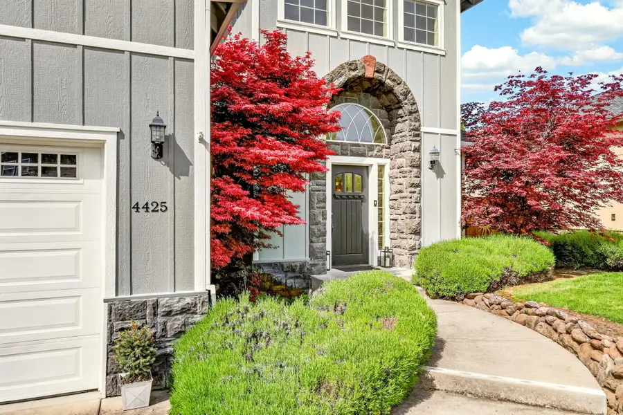 4425 Park Ridge Drive, Medford, OR 97504 - #2