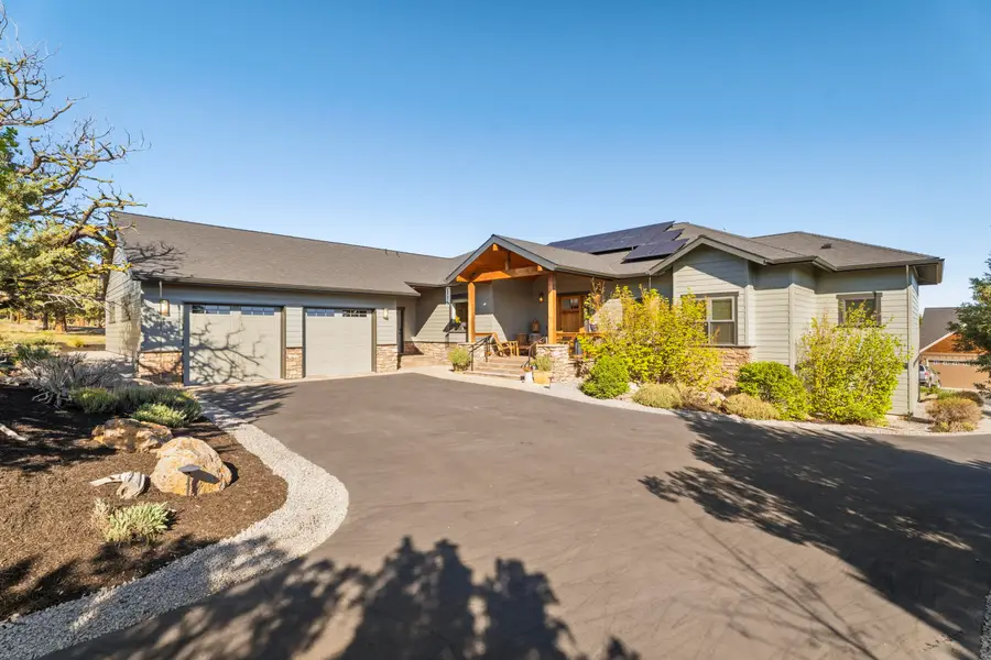 628 Highland Meadow Loop, Redmond, OR 97756 - #2