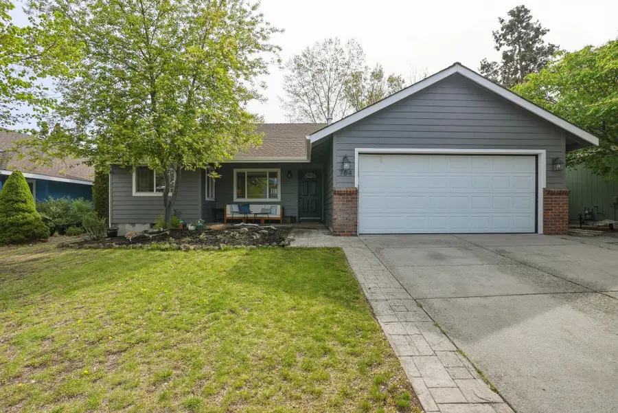 764 NE Tierra Road, Bend, OR 97701 - #2