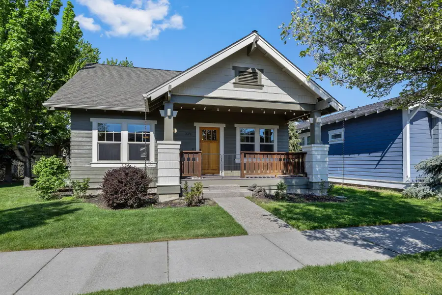 869 NW Rimrock Drive, Redmond, OR 97756 - #3
