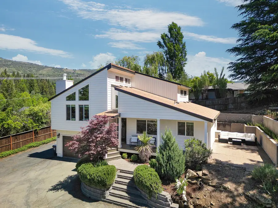23 San Marcos Drive, Medford, OR 97504 - #2