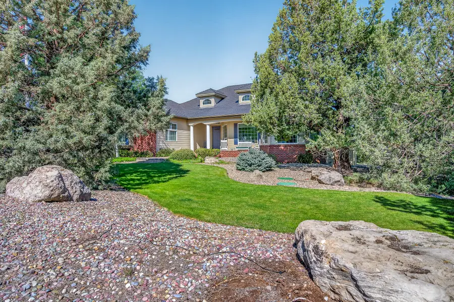 1045 Cinnamon Teal Drive, Redmond, OR 97756 - #3