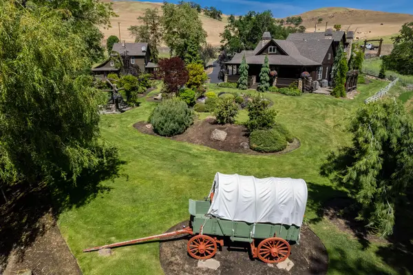 6100 Eightmile Road, The Dalles, OR 97058