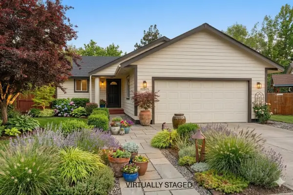 62803 Snowcap Court, Bend, OR 97701