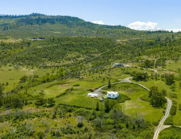 3300 Butte Falls Highway, Eagle Point, OR 97524