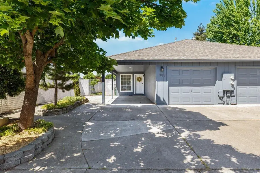 783 Columbine Way, Central Point, OR 97502 - #2
