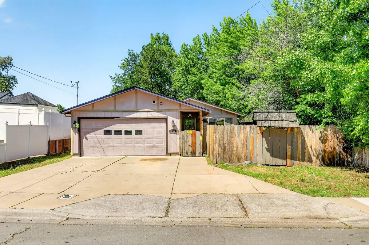 1425 Lawnridge Street, Medford, OR 97504 - #1