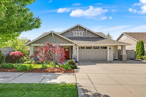 3974 Calle Vista Drive, Medford, OR 97504