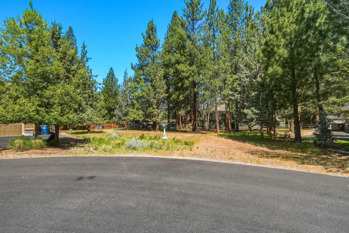 875 S Starry Skies Court, Sisters, OR 97759 - #1