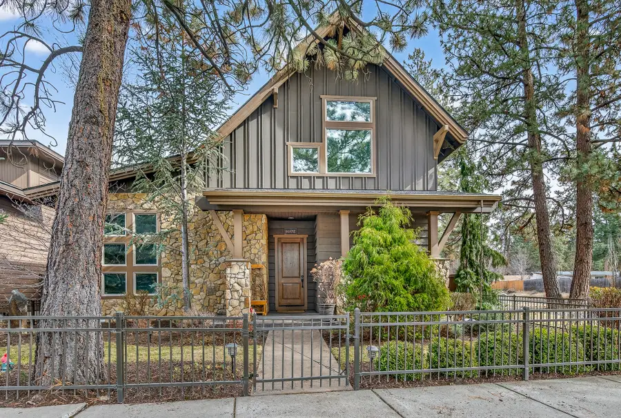 61102 Aspen Rim Lane, Bend, OR 97702 - #2