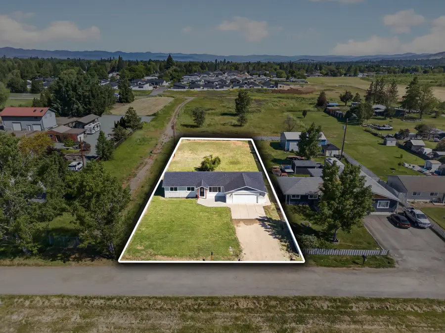 550 Experiment Station Road, Medford, OR 97501 - #2