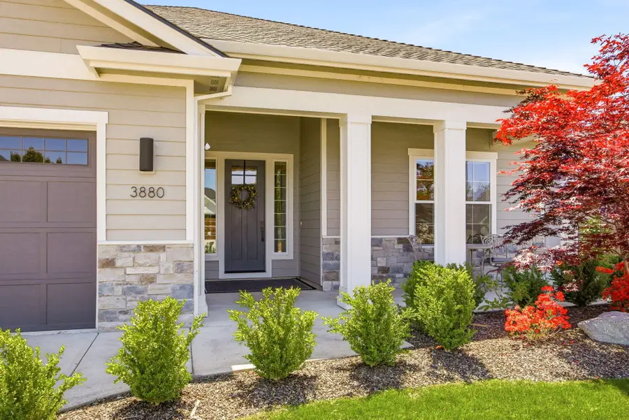 3880 Wyoming Lane, Medford, OR 97504 - #2