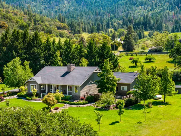931 Hogan Road, Applegate, OR 97530