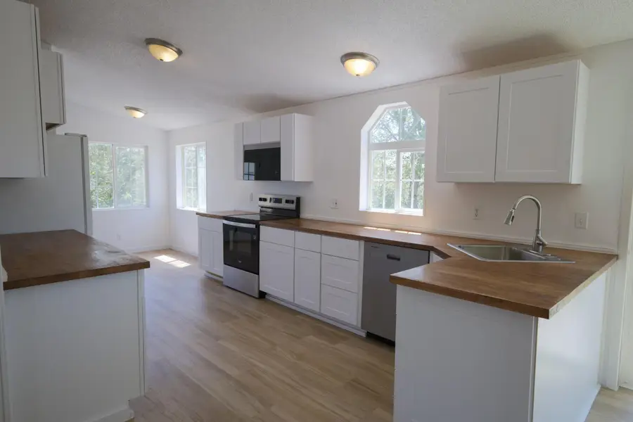 345 Melissa Lane, Grants Pass, OR 97526 - #3