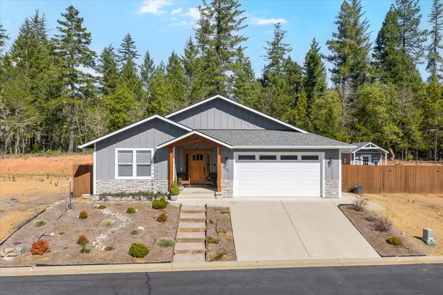 353 Cedar Drive, Cave Junction, OR 97523 - #2