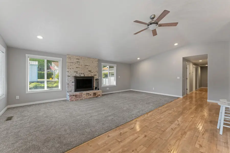 2094 Montgomery Lane, Grants Pass, OR 97527 - #3
