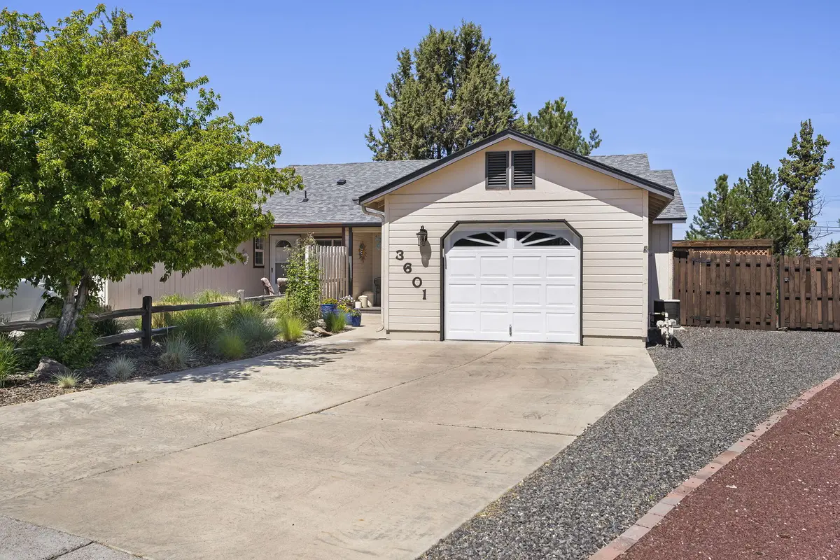 3601 SW Bobby Jones Court, Redmond, OR 97756 - #1