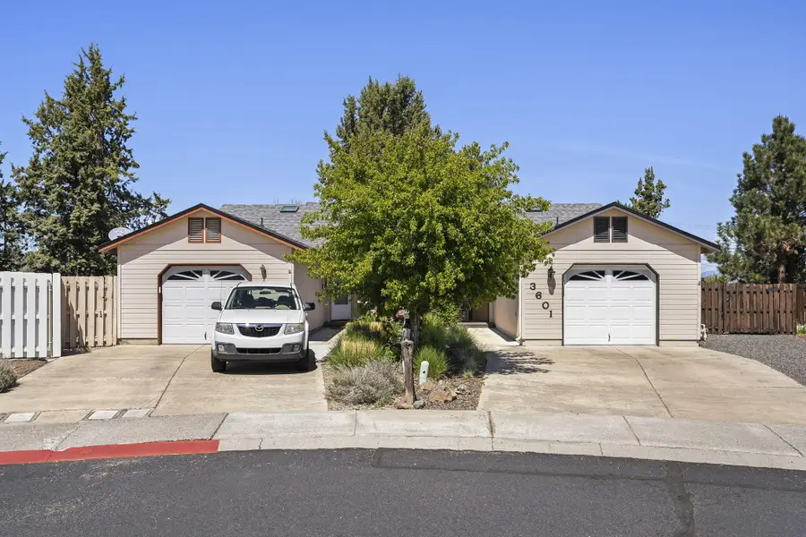 3601 SW Bobby Jones Court, Redmond, OR 97756 - #2