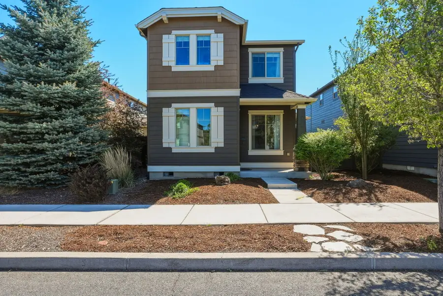 3410 SW 28th Street, Redmond, OR 97756 - #2