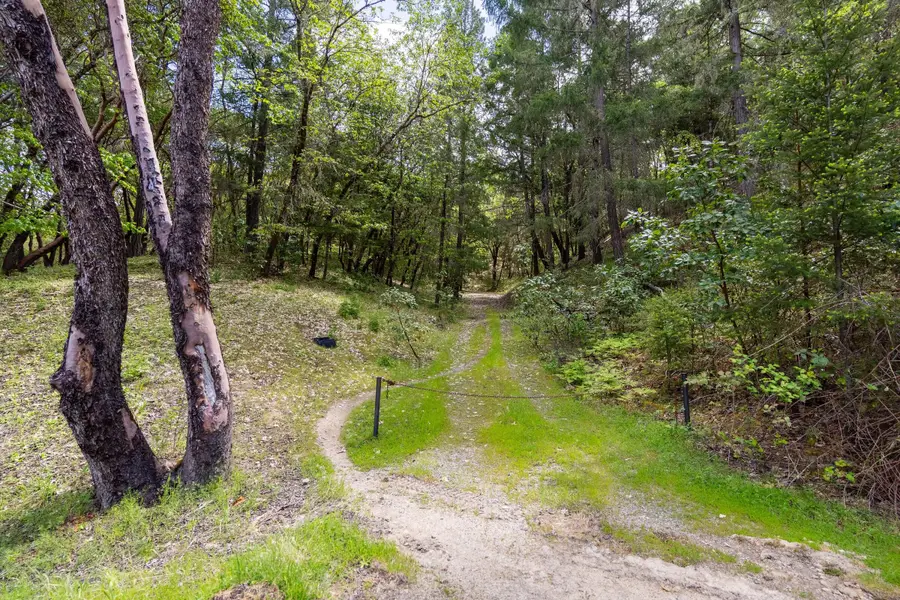 202 Westridge Drive, Grants Pass, OR 97526 - #2