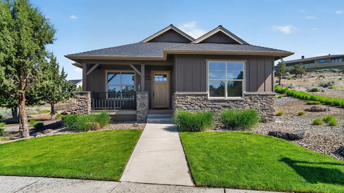 1202 SE Yarrow Avenue, Madras, OR 97741 - #1