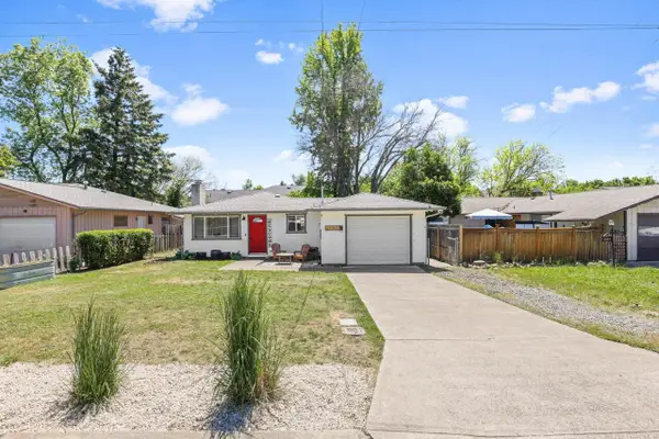 2190 Crestbrook Road, Medford, OR 97504