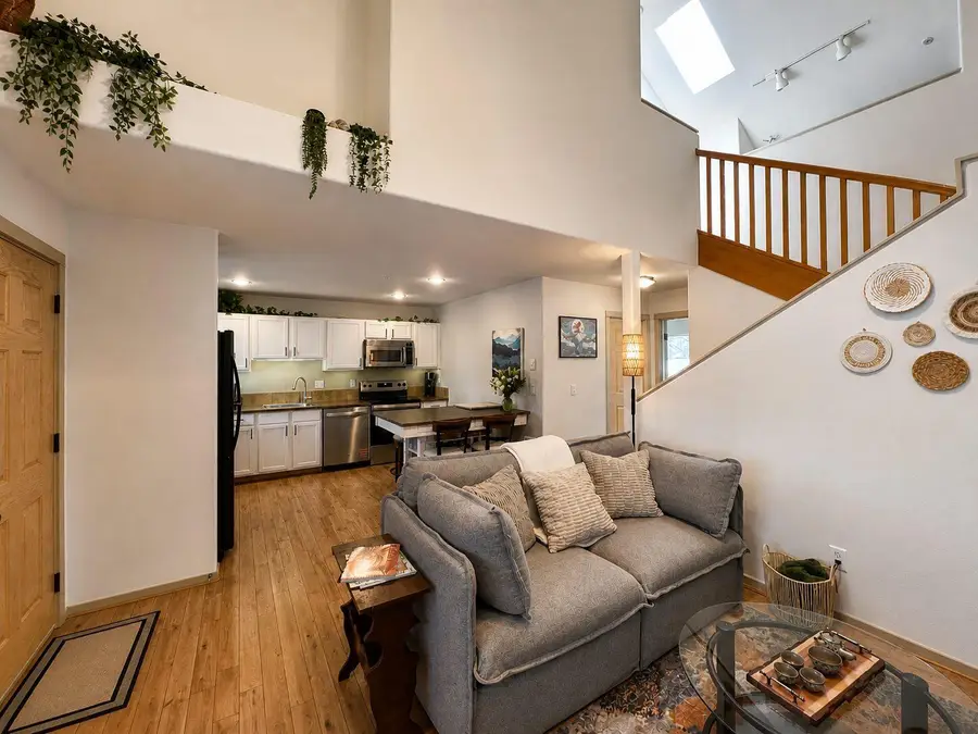 1933 NW Monterey Pines Drive #UNIT 4, Bend, OR 97703 - #3