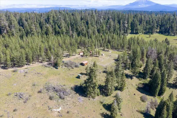 13889 Dead Indian Memorial Road, Ashland, OR 97520