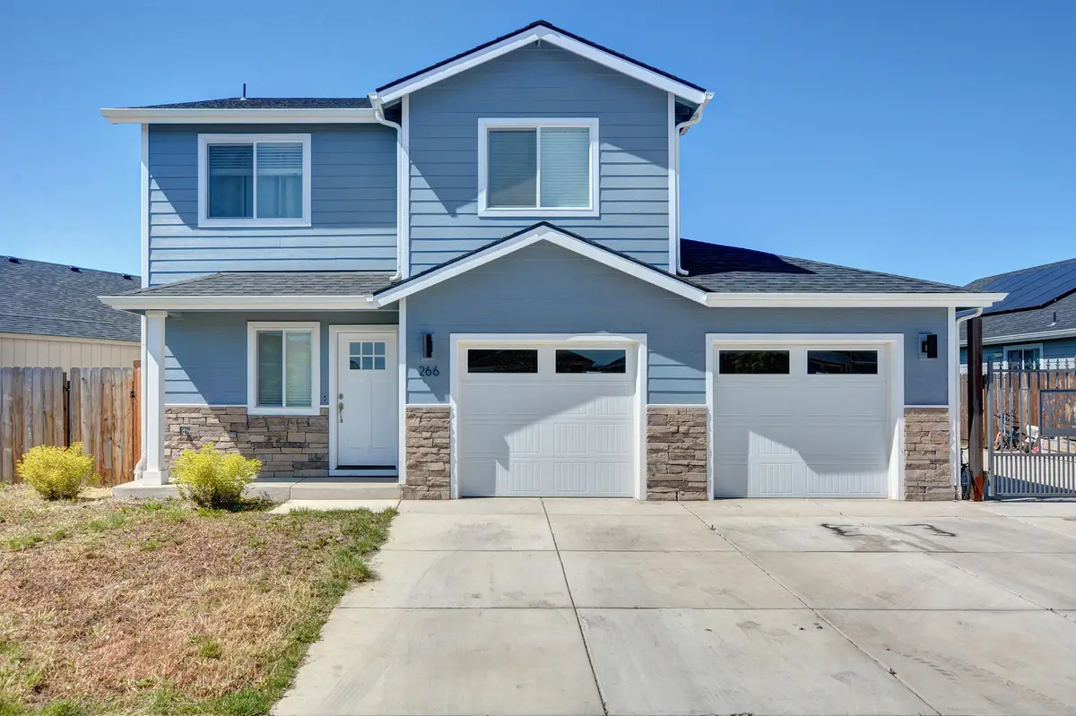 266 Reanna Way, Medford, OR 97501 - #1