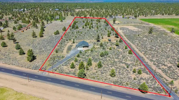 8475 NW Eagle Drive, Redmond, OR 97756