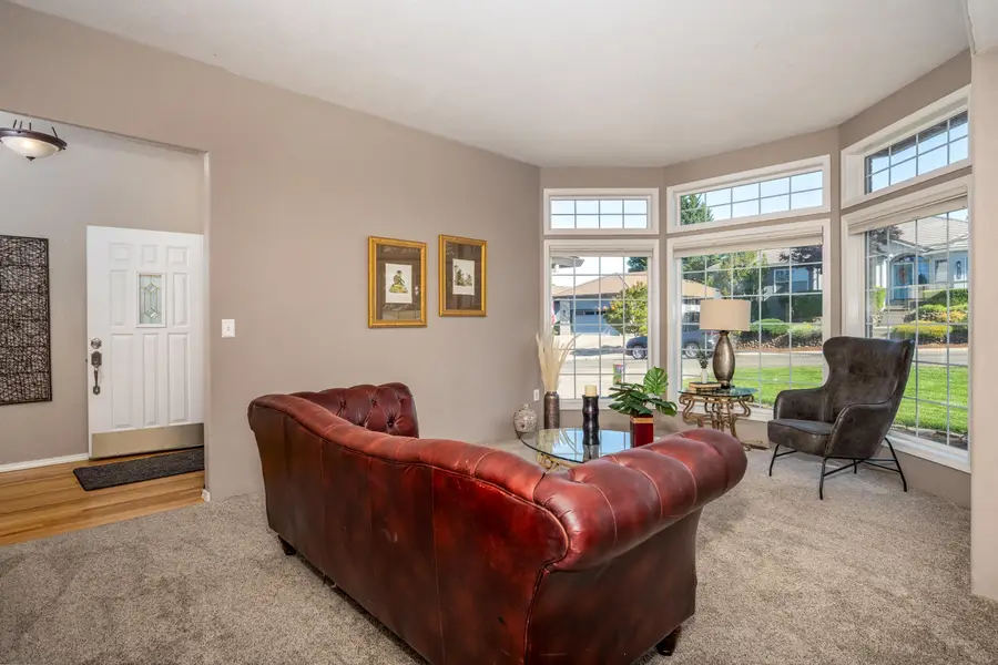 2928 Flint Ridge Avenue, Medford, OR 97504 - #2