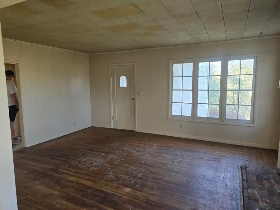 604 N 7th Street, Klamath Falls, OR 97601 - #3