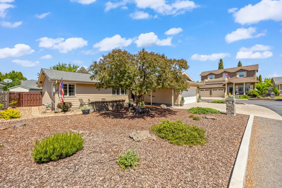 2648 NE Wintergreen Drive, Bend, OR 97701 - #2