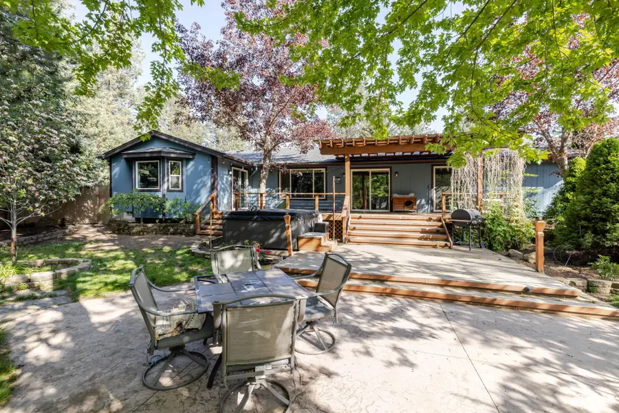 20570 Whitehaven Lane, Bend, OR 97702 - #3