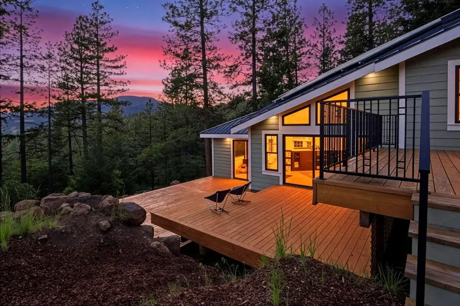8351 Dead Indian Memorial Road, Ashland, OR 97520 - #3