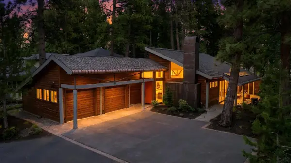 60770 Golf Village Loop, Bend, OR 97702