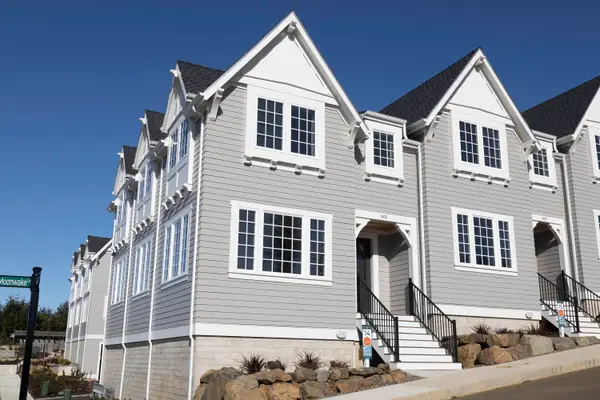 401 NE Moonwake Lane #14, Depoe Bay, OR 97341