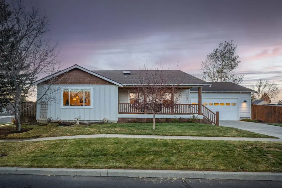 2902 NE Pinnacle Place, Bend, OR 97701 - #2