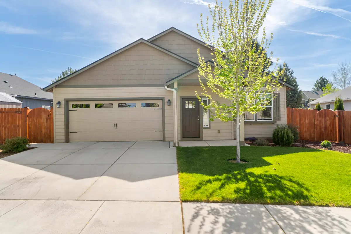 4176 SW 34th Street, Redmond, OR 97756 - #1