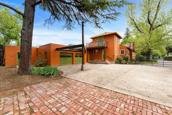 1432 NW Lawnridge Avenue, Grants Pass, OR 97526