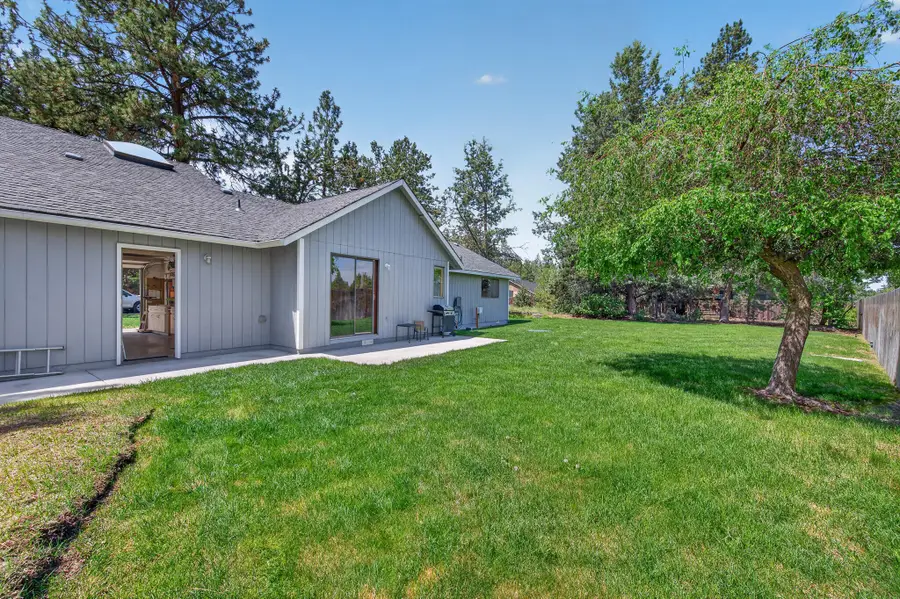 60866 Brosterhous Road, Bend, OR 97702 - #3