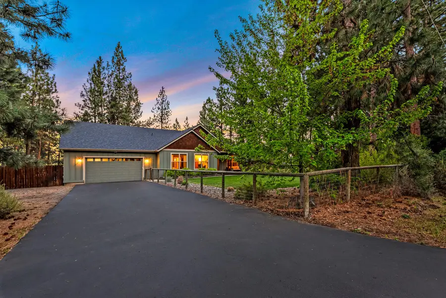 19479 W Campbell Road, Bend, OR 97702 - #2