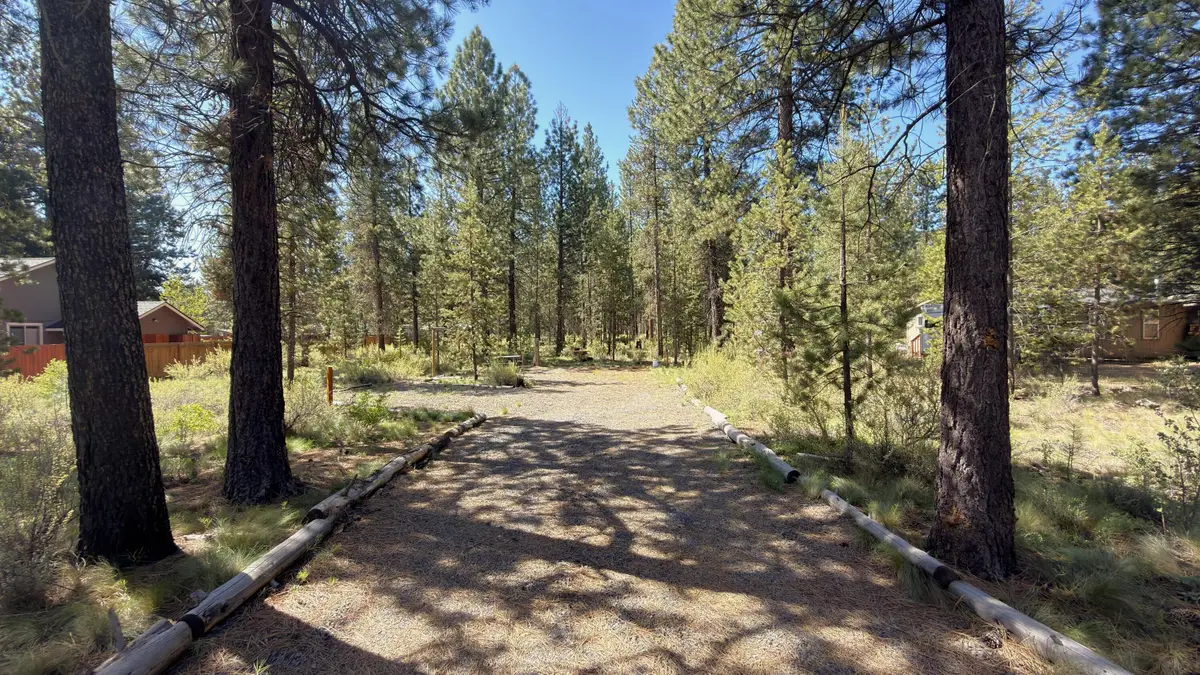 16999 Jacinto Road, Bend, OR 97707 - #1