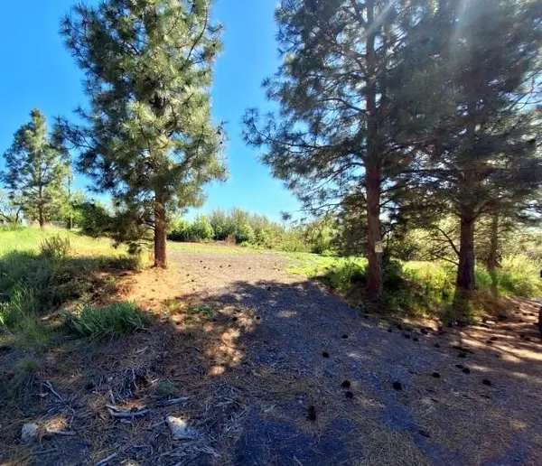 Shoreview Drive #Block 4 Lot 15, Chiloquin, OR 97624