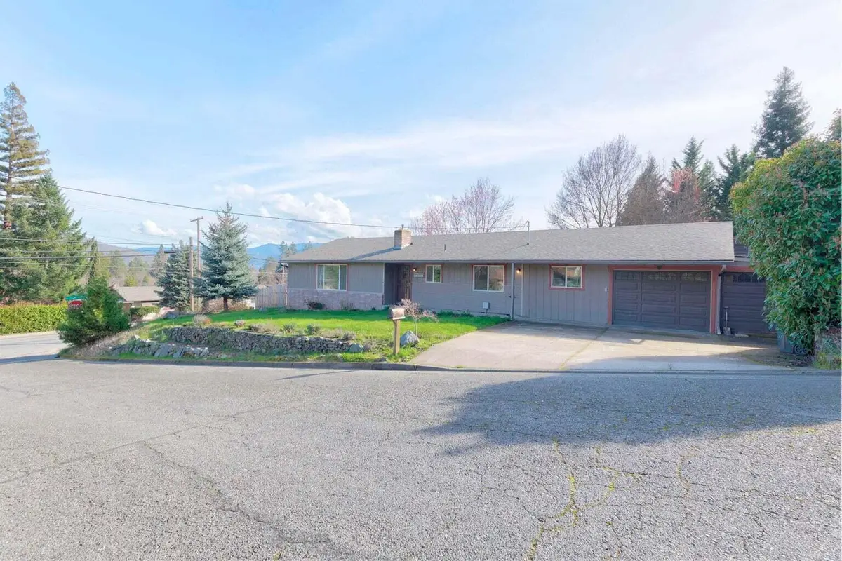 903 NW Hewitt Lane, Grants Pass, OR 97526 - #1