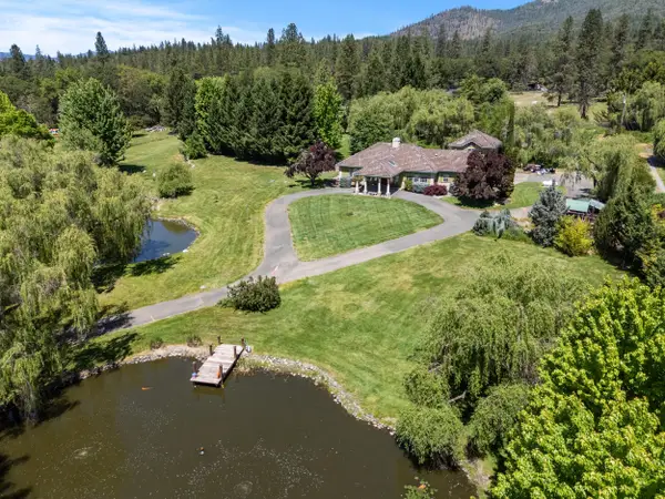 710 Debrick Way, Grants Pass, OR 97526