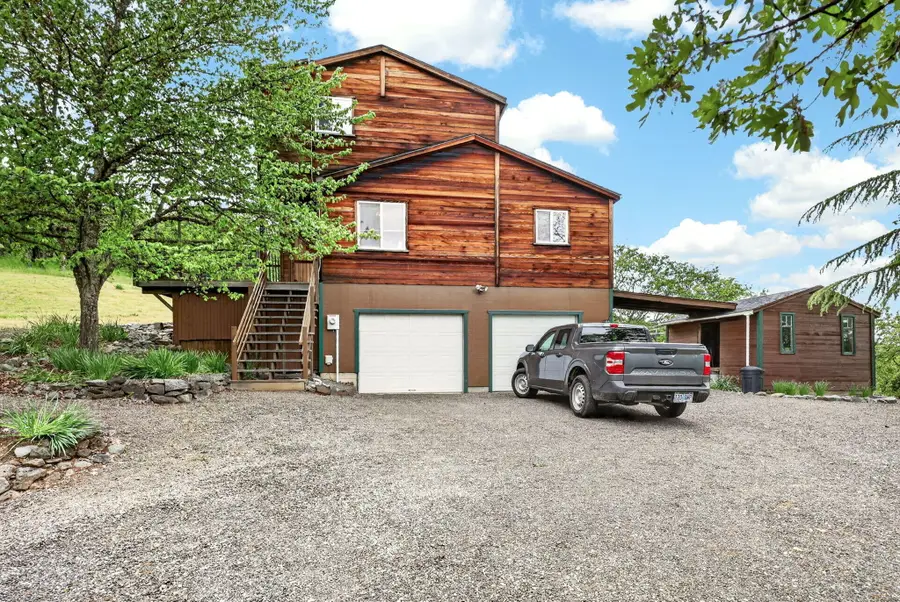 4343 Pioneer Road, Medford, OR 97501 - #2